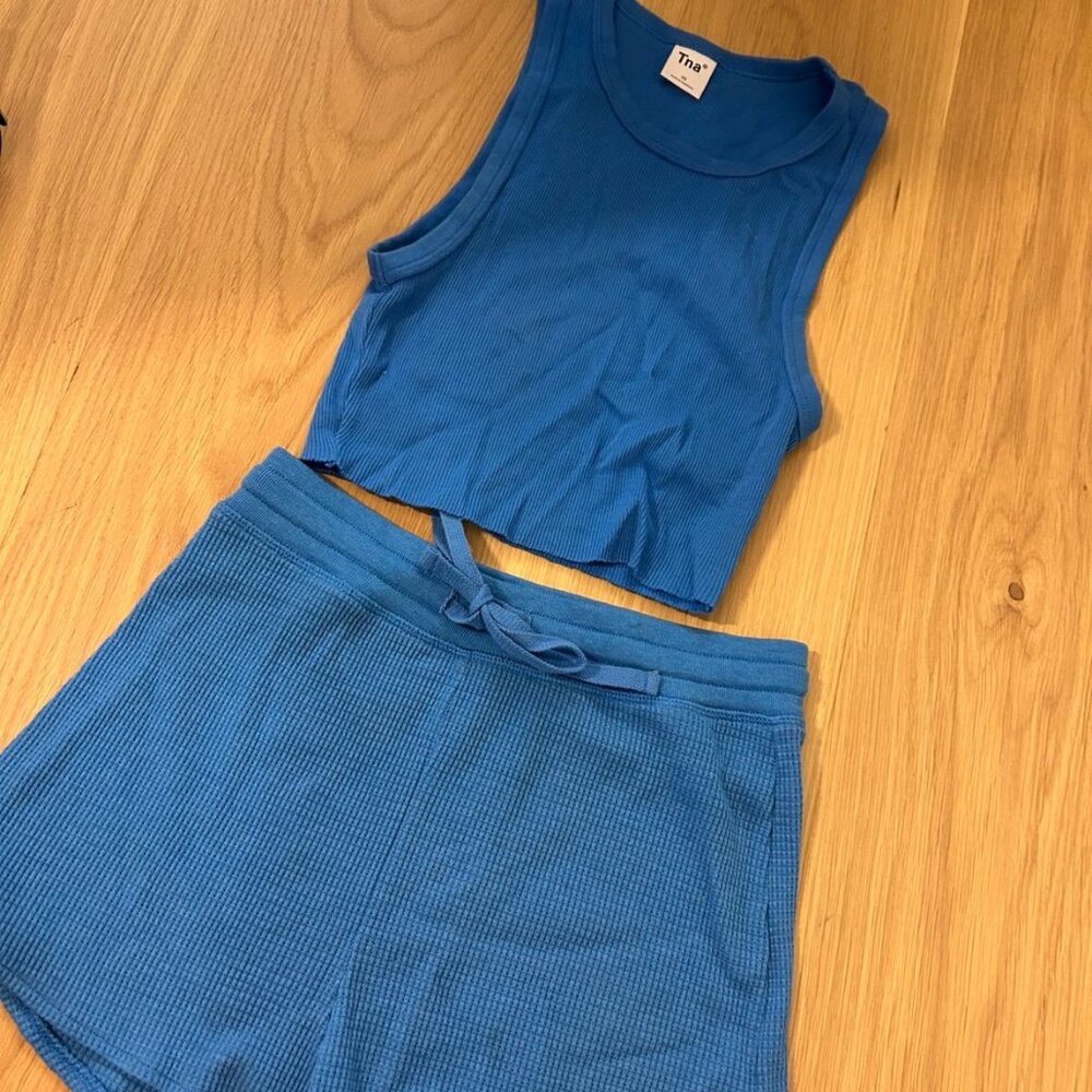 Aritzia Tank and Shorts Bright Blue Set XS